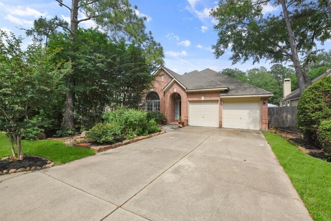 Primary Photo - 18 Pinery Ridge Pl