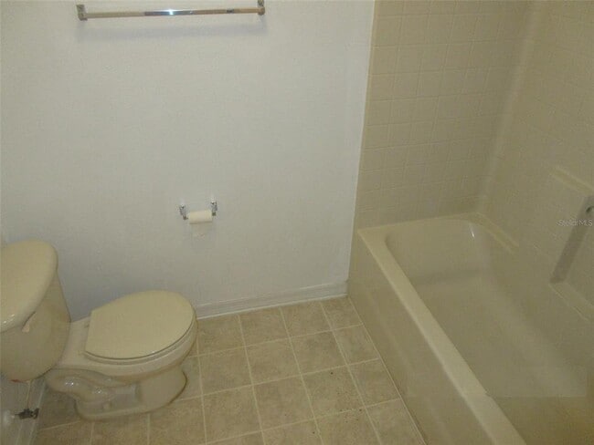 Building Photo - 926 Horseshoe Falls Dr