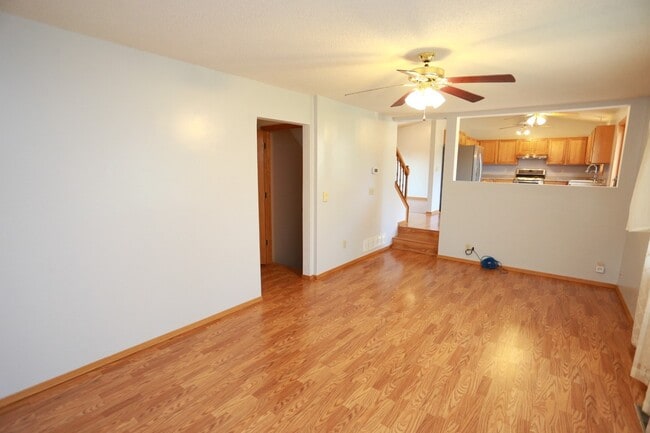 Building Photo - 4 BD Brooklyn Park Home for Rent