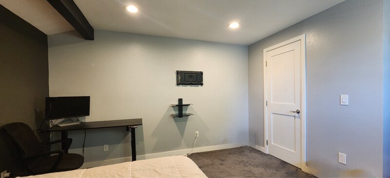 Building Photo - 4213 S 185th St