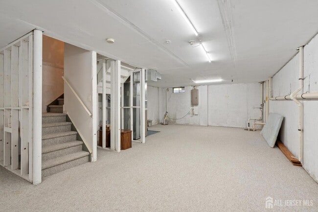 Building Photo - 1209 Blossom Cir