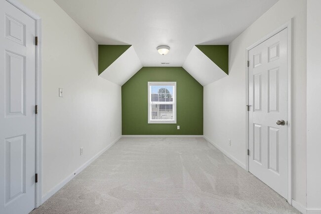 Building Photo - 22030 Lake Jordan Dr