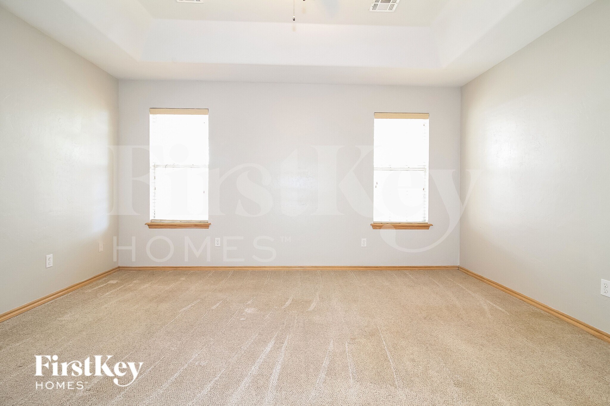 Building Photo - 732 Taber Ln