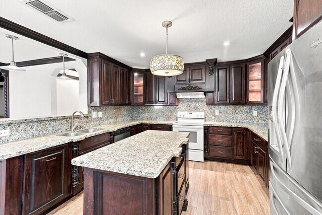 Building Photo - 11826 Ranchwell Cove