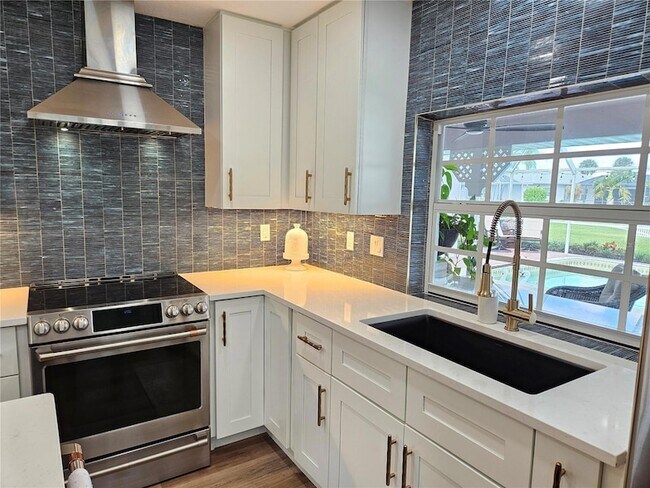 Building Photo - 917 S Gondola Dr