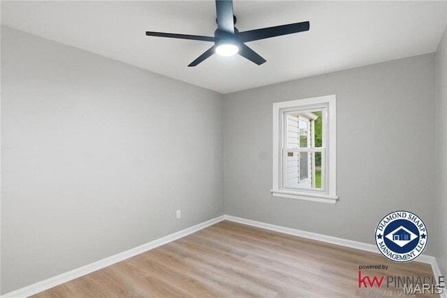Building Photo - 128 Mounds Ave