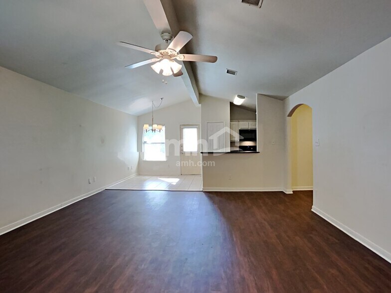 Building Photo - 28902 Llano River Loop