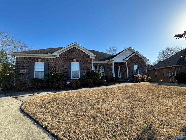Building Photo - 126 Bilton Dr