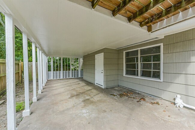 Building Photo - 10906 Hoffer St