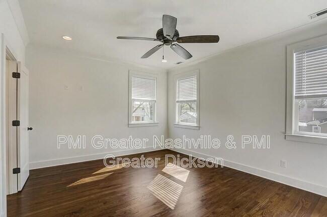 Building Photo - 1113 Park St