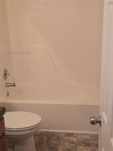 Building Photo - 40 Middlebrook Dr