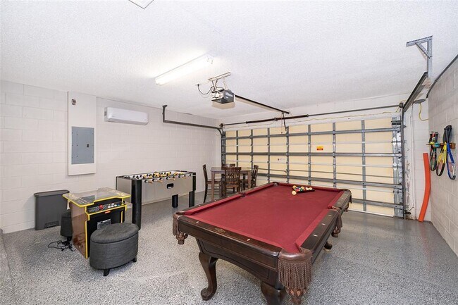 Building Photo - 510 Canary Island Cir