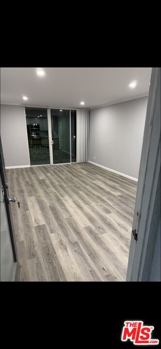 Building Photo - 1510 W Balboa Blvd