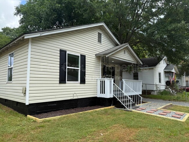 Building Photo - 1612 N McFarland St