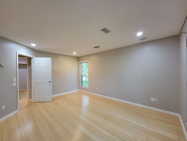 Building Photo - 4 bedroom house for rent on Killearn Estat...