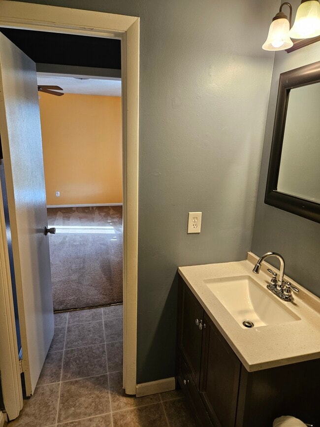 Building Photo - 1658 Dylan Dr