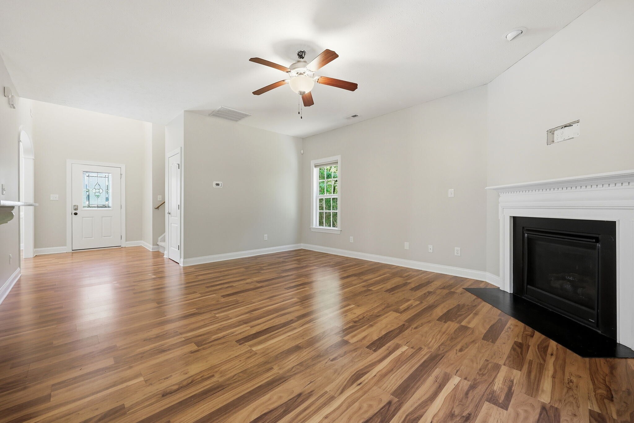 Building Photo - 768 Riverbirch Dr
