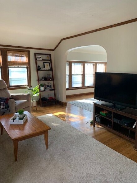 Building Photo - 4475 N Cramer St