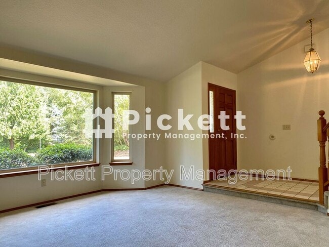 Building Photo - 10659 Wharf Pl NW