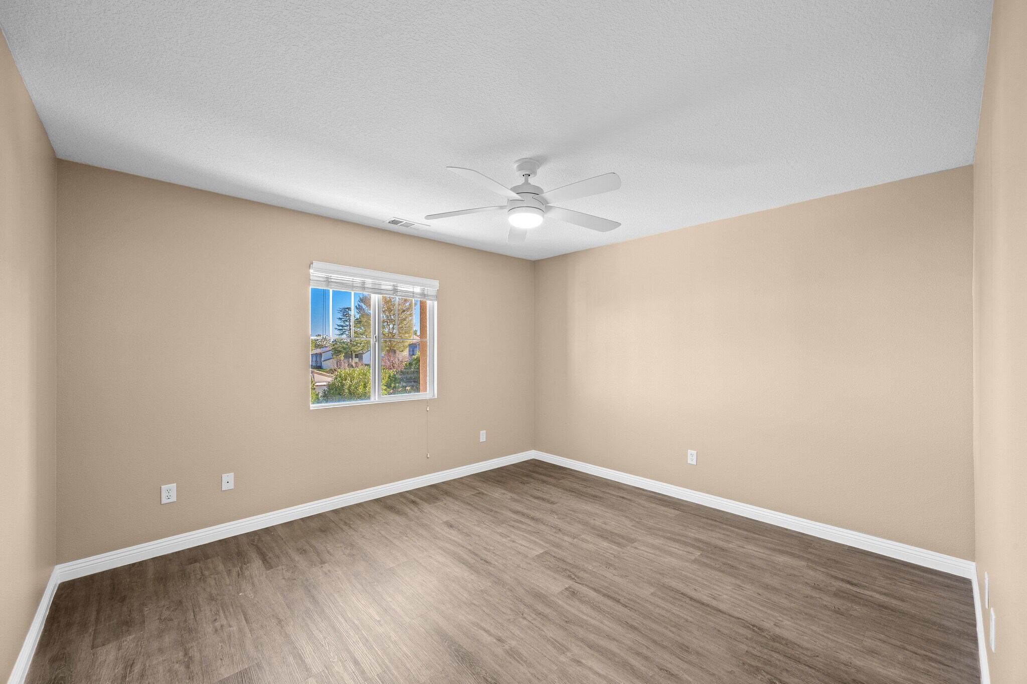 Building Photo - 38442 Wakefield Pl