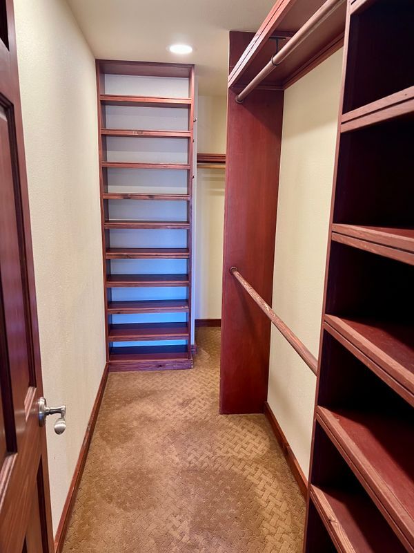 Building Photo - 260 Alto Ln