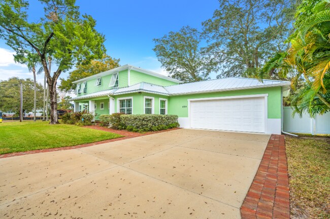Primary Photo - 4024 W Zelar St