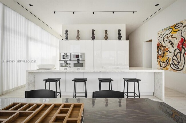 Building Photo - 4701 Meridian Ave