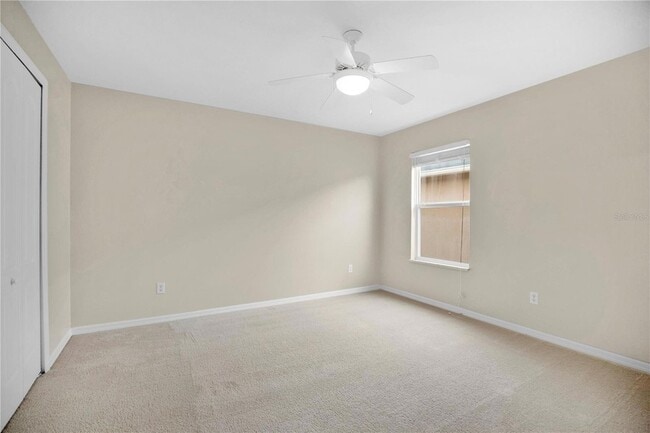 Building Photo - 2615 Lakemoor Dr