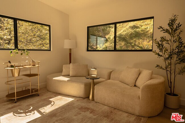 Building Photo - 7802 Torreyson Dr