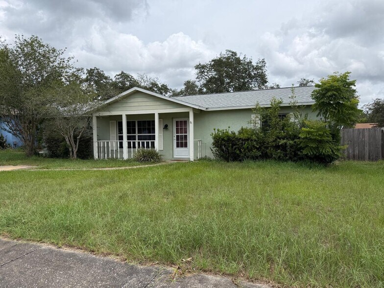 Building Photo - 1006 Wyoming Ct