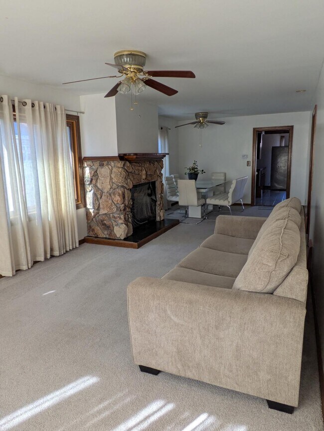 Living room - 5734 W Newport Ave