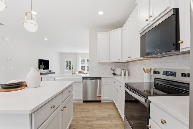 Building Photo - 3306 Campbell Dr