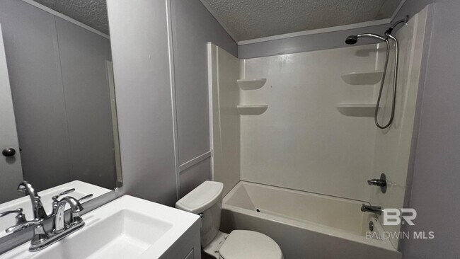 Building Photo - 16145 Pleasant Vw Ct