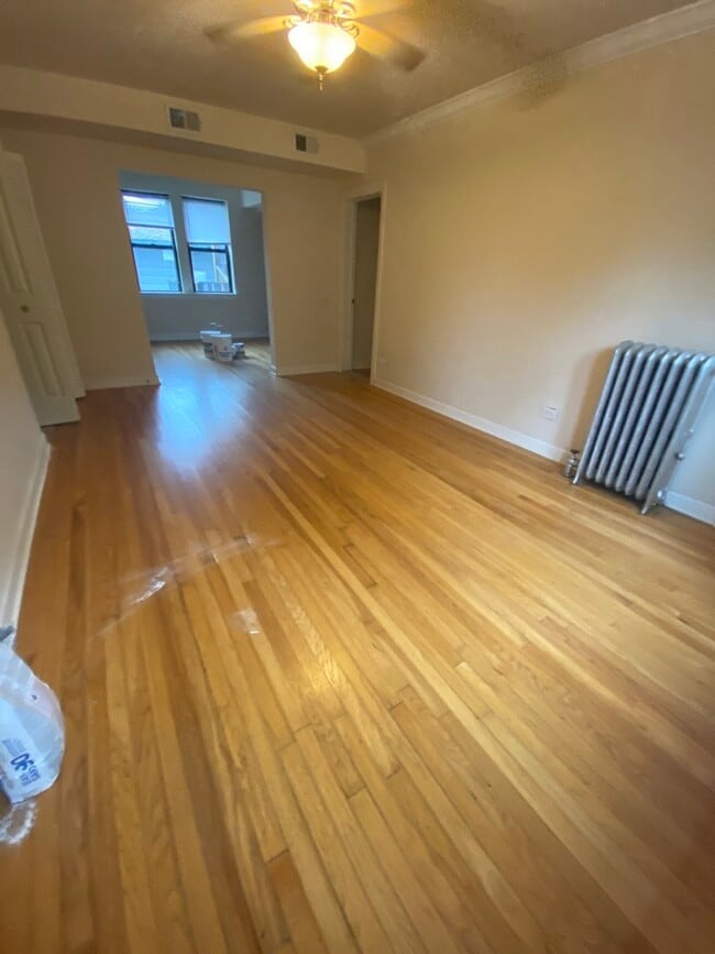 Building Photo - 6736.5 N Glenwood Ave