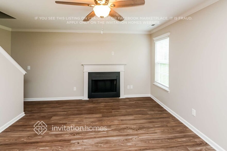 Building Photo - 1359 Sinai Pl NW