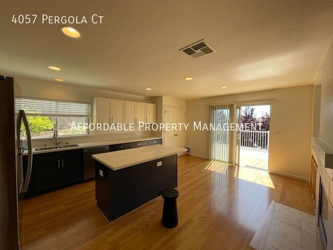 Building Photo - 4057 Pergola Ct