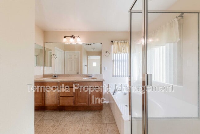 Building Photo - 29943 Tierra Shores Ln