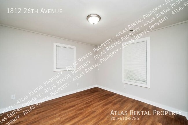 Building Photo - 1812 26th Ave