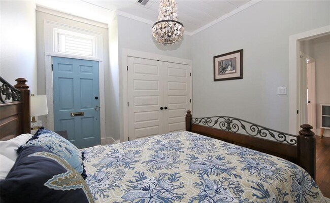 Building Photo - 1409 21st St