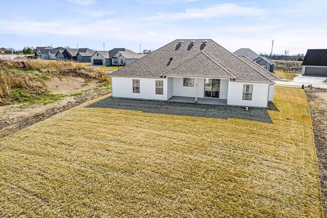 Building Photo - 4519 Estacada Dr