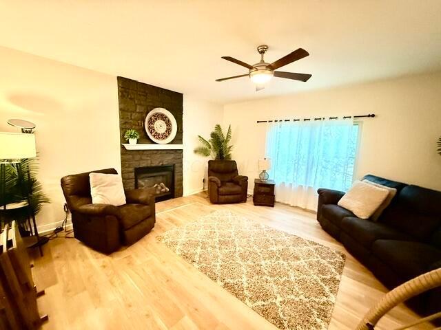 Building Photo - 9460 Santa Clara Cir