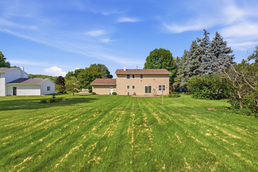 Building Photo - 4813 Surrey Ct