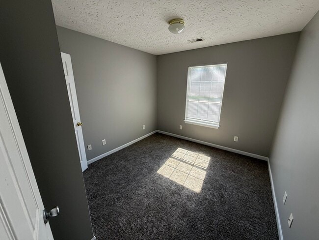 Building Photo - 3361 Tyler Ct