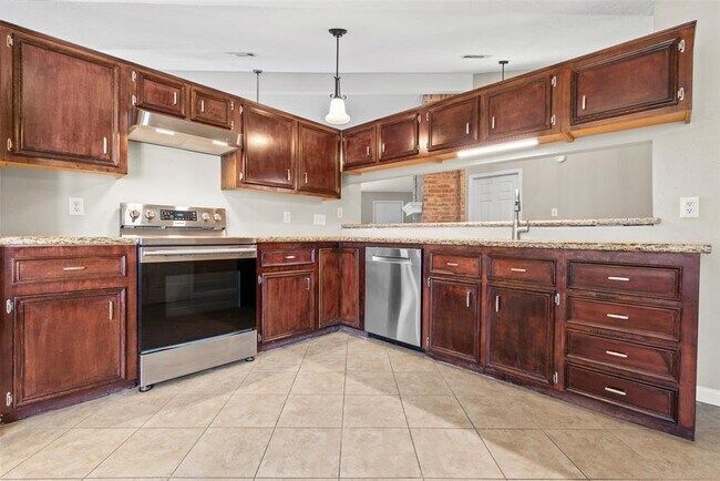 Building Photo - 4702 Owens Creek Ln