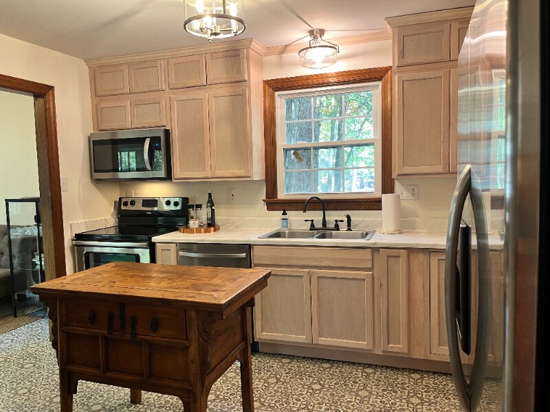 Building Photo - 13600 Fox Chase Terrace