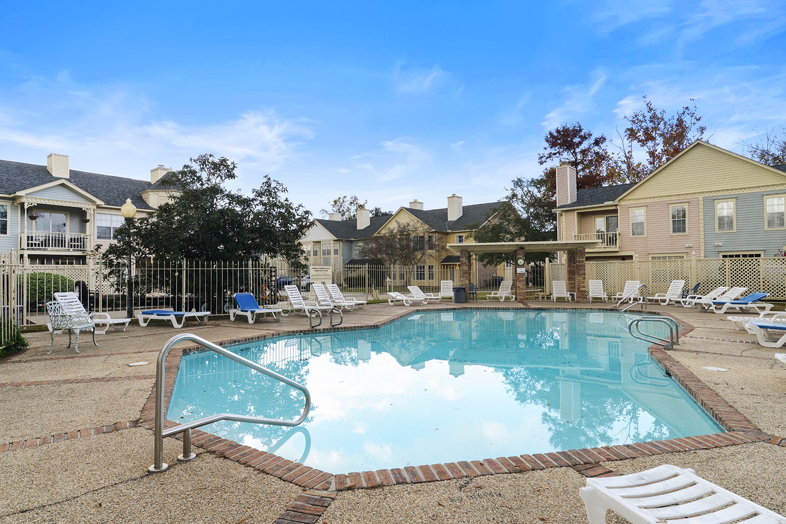 Another view of the pool - 2205 Audubon Trce