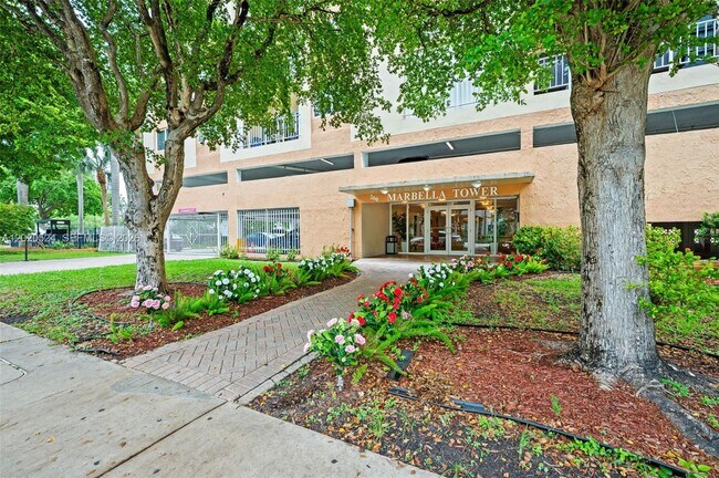 Building Photo - 200 178th Dr
