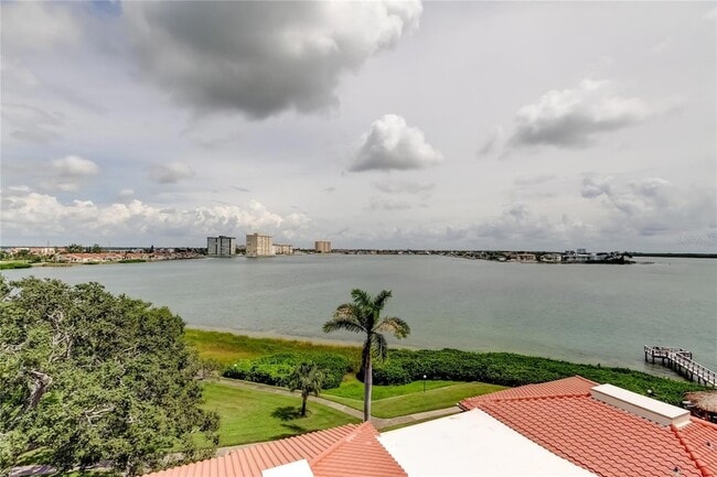 Building Photo - 6218 Palma Del Mar Blvd S