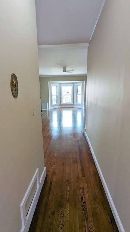 Building Photo - 388 Beacon St
