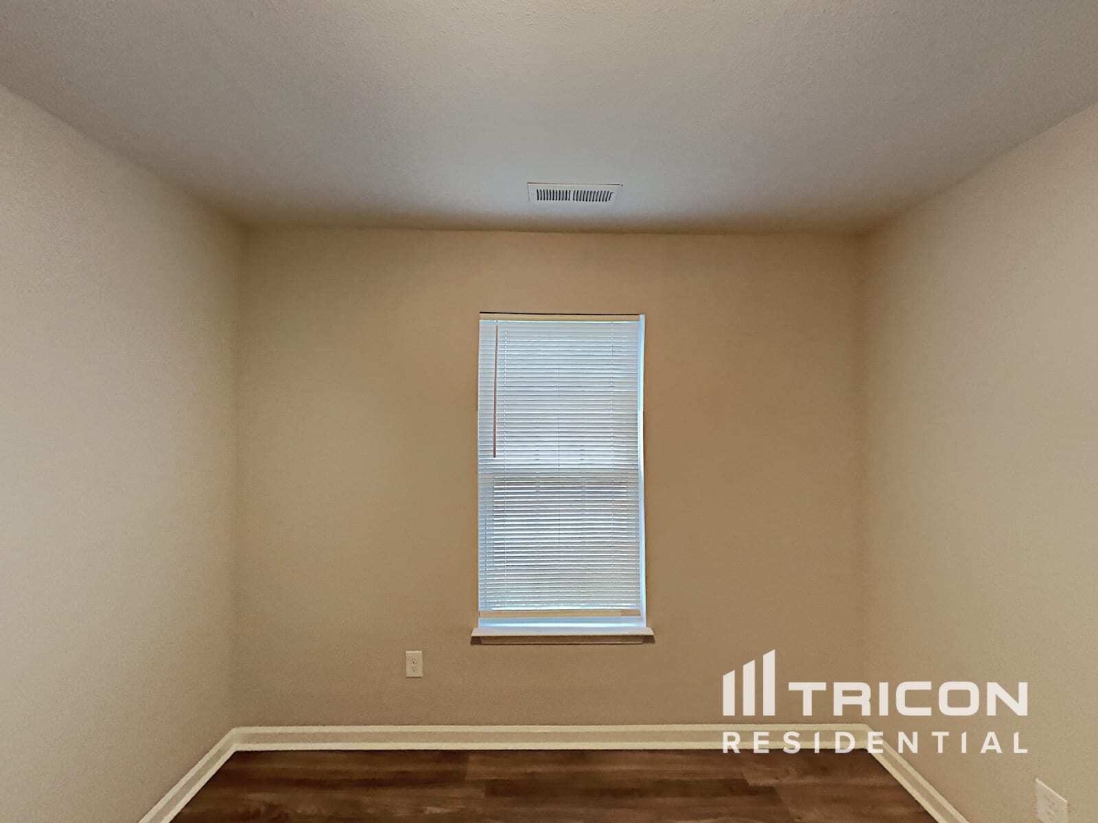 Building Photo - 861 Bitting Hall Cir